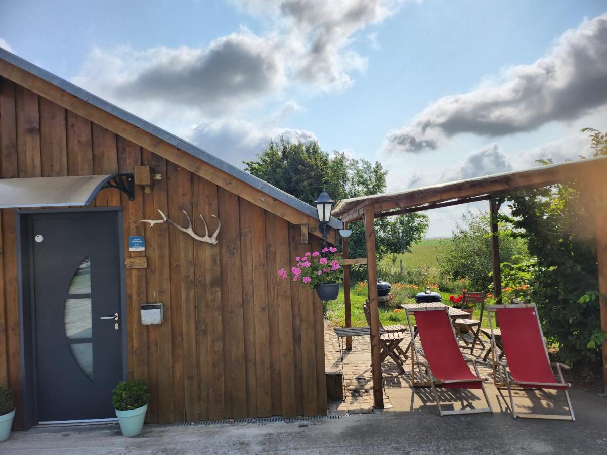 Le Chalet De La Ferme Du Tertre Villers-au-Tertre Exteriör bild